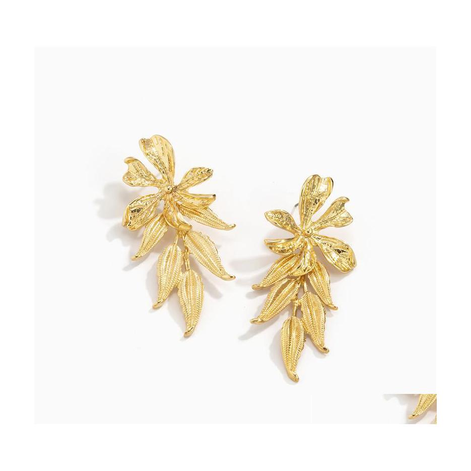 Dangle Chandelier Women Flower Gold Leaf Earrings European Alloy Long Tassel Leaves Earring Stud For Female Party Gift Punk Ear Dr Dhyil
Dangle Chandelier Women Flower Gold Leaf Earrings European Alloy Long Tassel Leaves Earring Stud For Female Party Gift Punk Ear Dr Dhyil