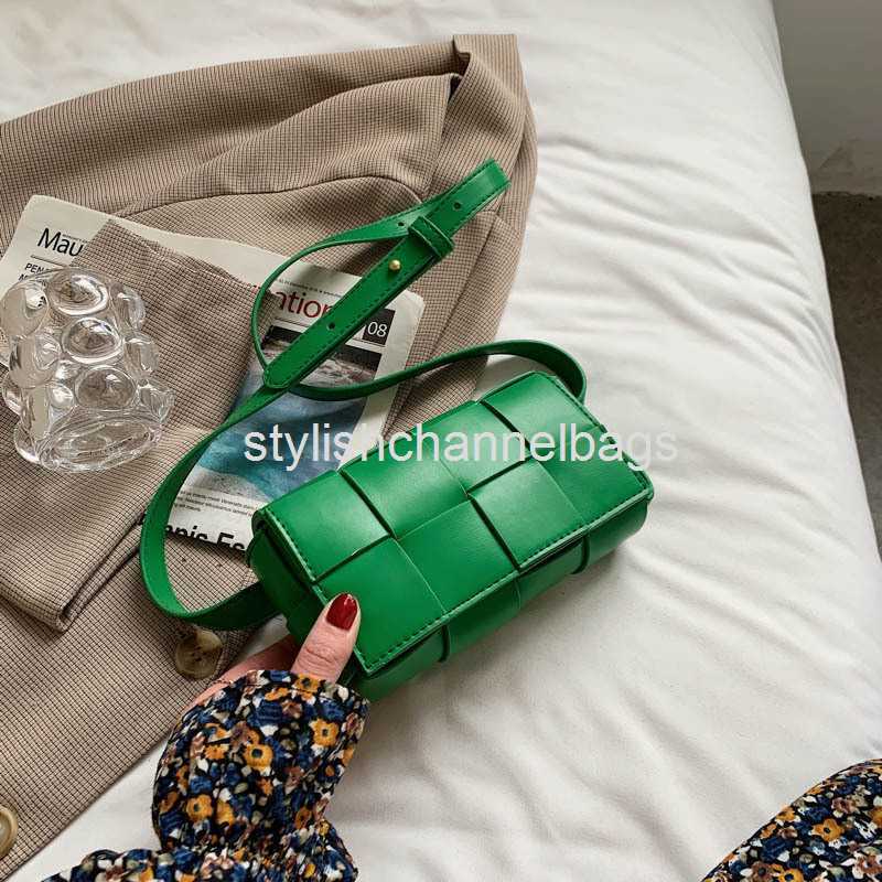 Totes Leather Woven Small Waist Bags For Women Luxury Brand Bag Luxury Weave Cassette Waist Belt Bag 2021 Trend Chest Pouch Female 0205/23, White
Totes Leather Woven Small Waist Bags For Women Luxury Brand Bag Luxury Weave Cassette Waist Belt Bag 2021 Trend Chest Pouch Female 0205/23, White