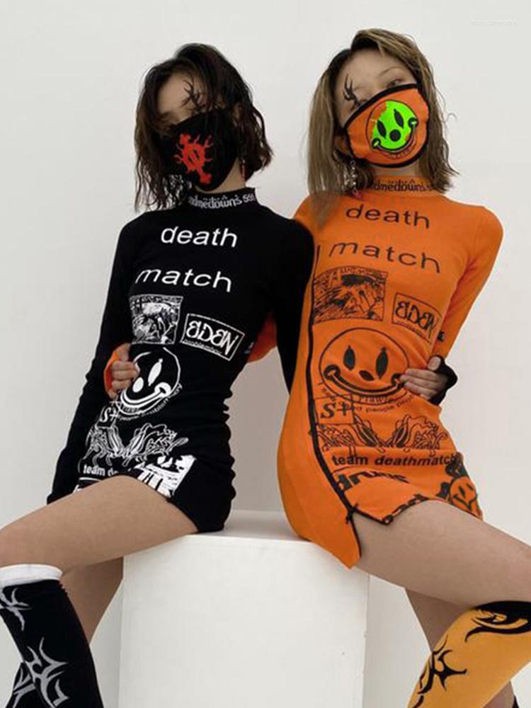Casual Dresses 2023 Gothic Zipper Harajuku Print Black Dress Women Vintage Autumn Long Sleeve Slim Sexy Bodycon Elegant Party
Casual Dresses 2023 Gothic Zipper Harajuku Print Black Dress Women Vintage Autumn Long Sleeve Slim Sexy Bodycon Elegant Party