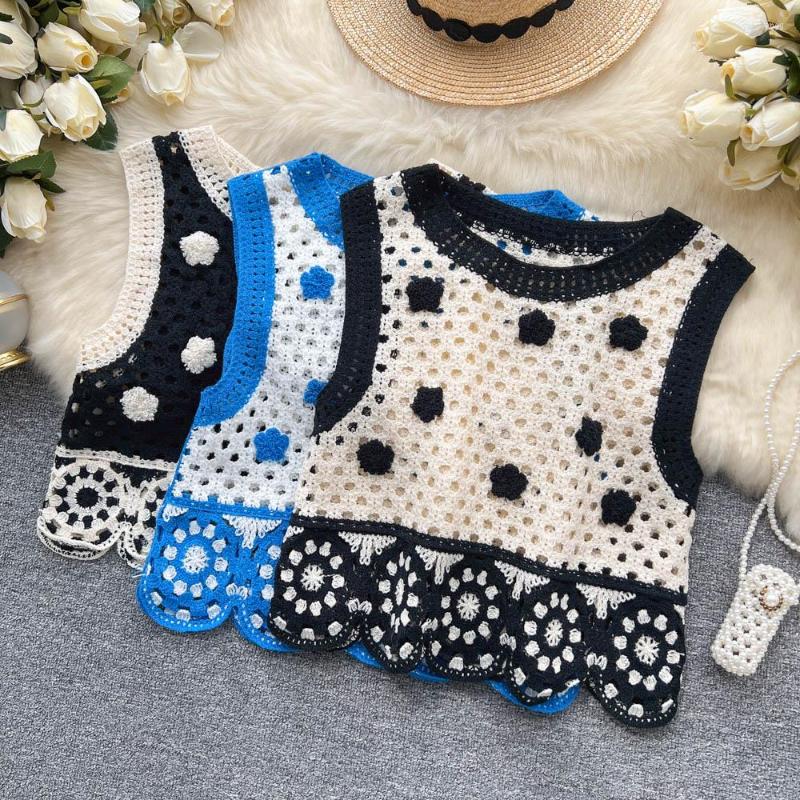 Women's Vests French Retro Crocheted Flowers Hollow-out Loose Short Sleeveless Vest Outer Wear Women's 2023 Summer Knitted Tank Top, Black 
Women's Vests French Retro Crocheted Flowers Hollow-out Loose Short Sleeveless Vest Outer Wear Women's 2023 Summer Knitted Tank Top, Black