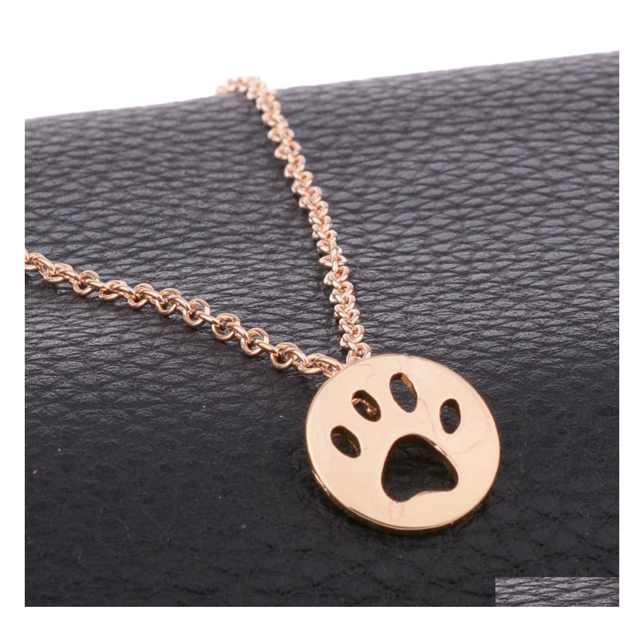 Pendant Necklaces Cute Cat Dog Paw Footprint Necklace Women Gold Sier Color Chain Lovely Animal Foot Jewelry Kids Couple Party Gifts Dhtuc
Pendant Necklaces Cute Cat Dog Paw Footprint Necklace Women Gold Sier Color Chain Lovely Animal Foot Jewelry Kids Couple Party Gifts Dhtuc