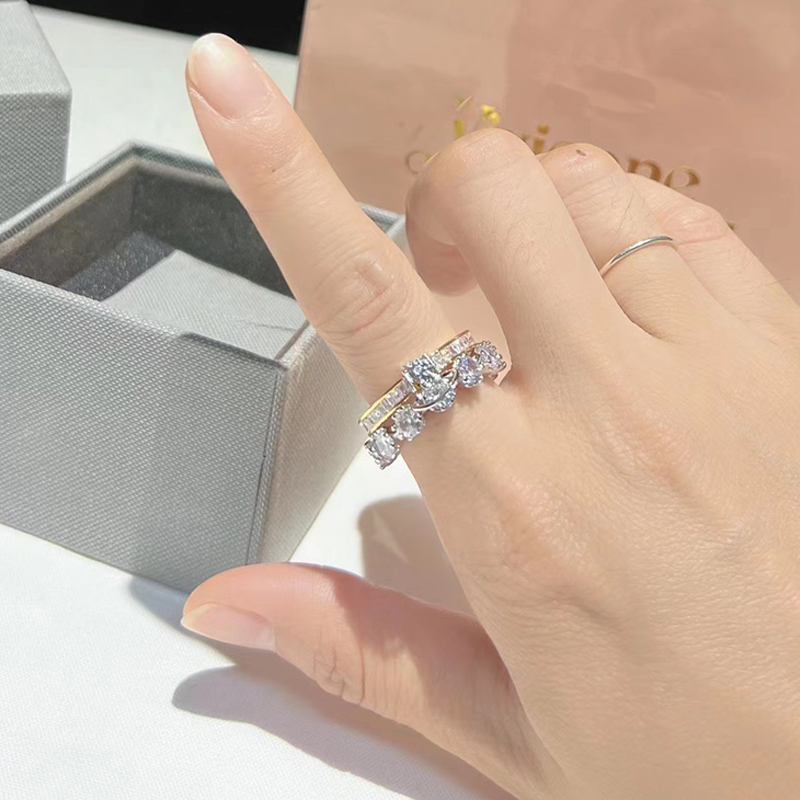 Luxurious Ring Simples Design Sense Sterling Silver Ring Workmanship Full Personality Ladies Classic Diamond Rng Simple Rings Birthday Gift
Luxurious Ring Simples Design Sense Sterling Silver Ring Workmanship Full Personality Ladies Classic Diamond Rng Simple Rings Birthday Gift