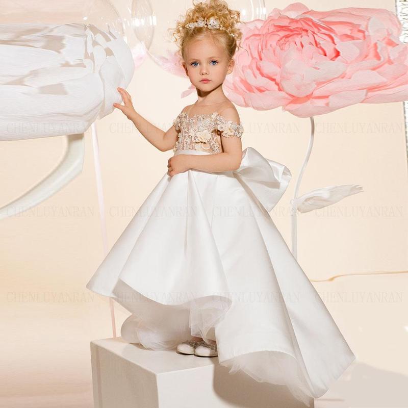 Girl Dresses Ivory Satin Flower Girls 2023 Beading Applique A-Line Kids Wedding Party Dress Bow Sweep Train Puffy Princess Gowns, Purple
Girl Dresses Ivory Satin Flower Girls 2023 Beading Applique A-Line Kids Wedding Party Dress Bow Sweep Train Puffy Princess Gowns, Purple