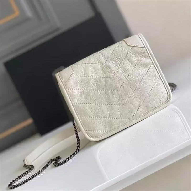 9A Designer bags Crossbody bags the tote bag designer handmade mini niki Shoulder Bags women crossbody bag genuiner leather messenger handbags flap with original, White
9A Designer bags Crossbody bags the tote bag designer handmade mini niki Shoulder Bags women crossbody bag genuiner leather messenger handbags flap with original, White