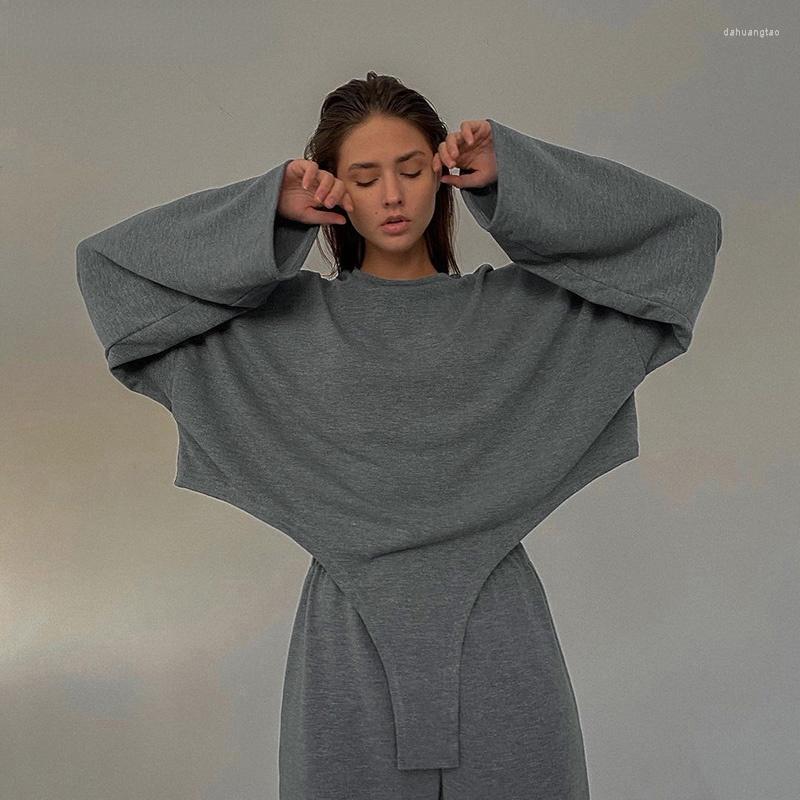 Women' T Shirts Temperament Loose Version Irregular Hem Round Neck Yoga Long Sleeve Shirt, Apricot
Women' T Shirts Temperament Loose Version Irregular Hem Round Neck Yoga Long Sleeve Shirt, Apricot