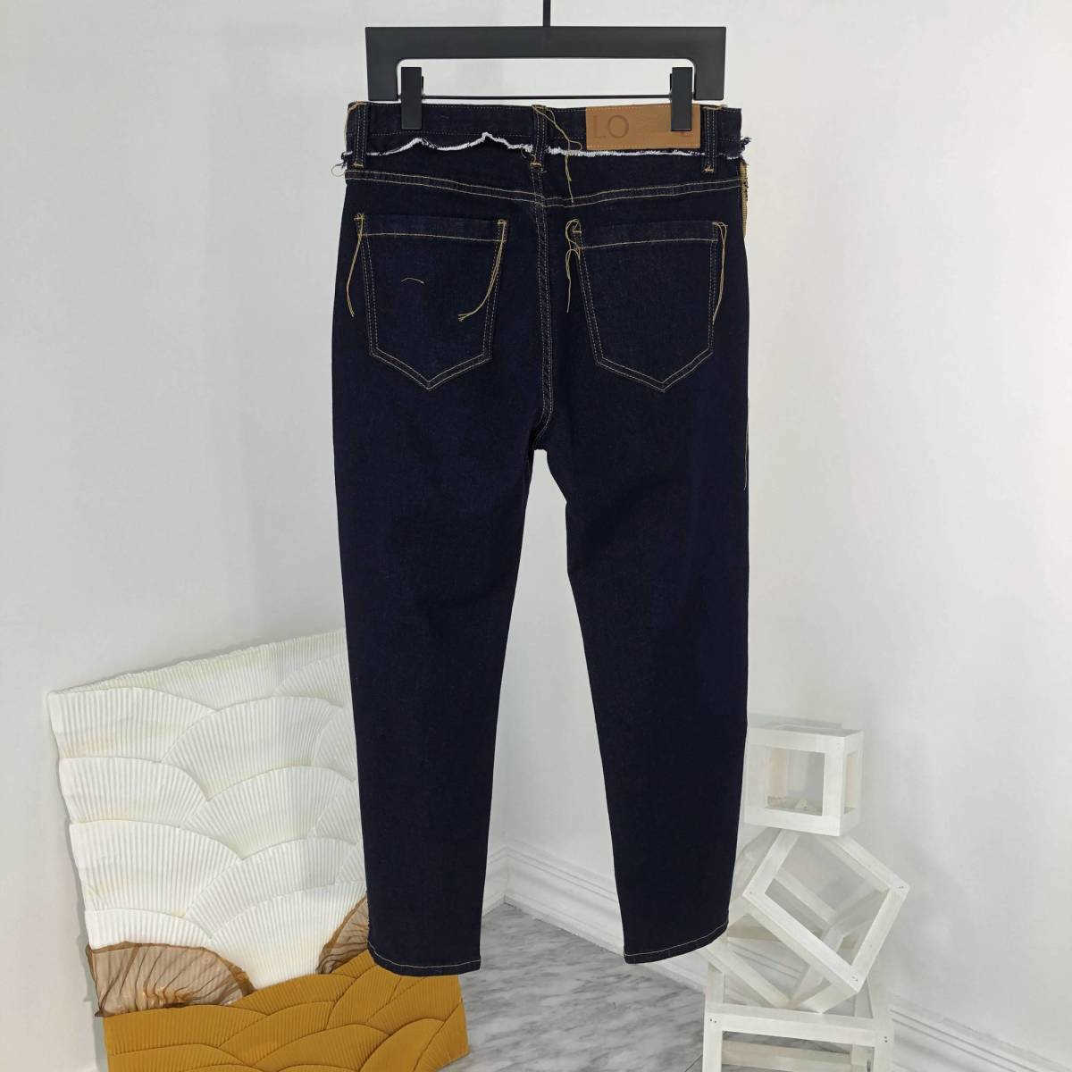 High version men jeans low designer pants mes denim Pants hip hop tassels trousers casual Pants casual Jeans, Blue
High version men jeans low designer pants mes denim Pants hip hop tassels trousers casual Pants casual Jeans, Blue