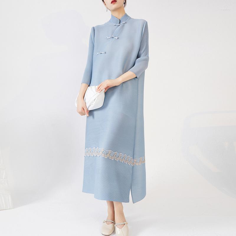 Casual Dresses Pleated Dress Women's Summer National Style Retro Long Bag Buckle Loose Cheongsam A-line, Light blue
Casual Dresses Pleated Dress Women's Summer National Style Retro Long Bag Buckle Loose Cheongsam A-line, Light blue