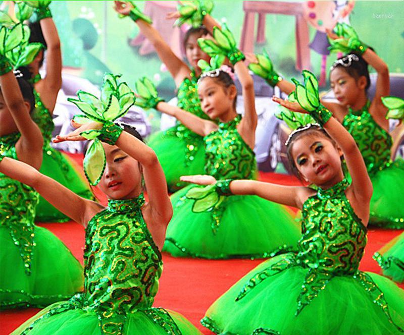 Stage Wear Chinese Modern Dance Costume Little Tree Dress Performance Child Leaf Collective Clothes, Green
Stage Wear Chinese Modern Dance Costume Little Tree Dress Performance Child Leaf Collective Clothes, Green
