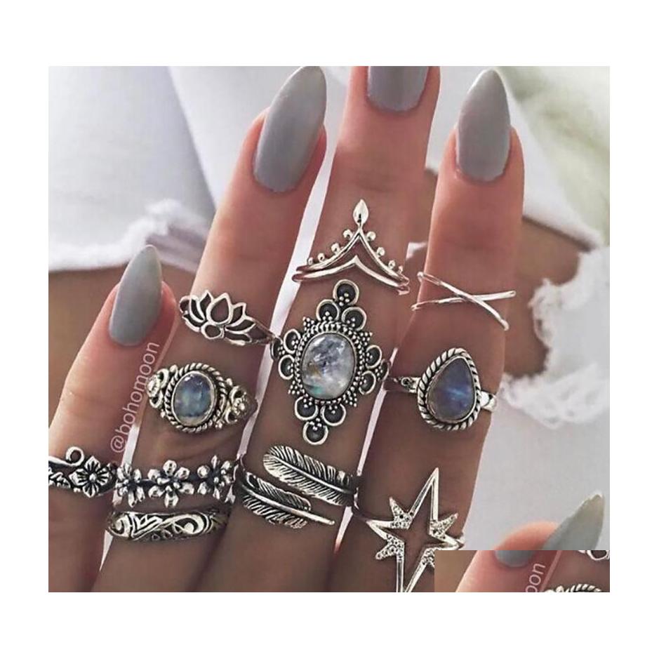 Band Rings Fashion Jewelry Retro Carved Flower Ring Diamond Hollow Out Leaf Combination Set 11Pcs/Set Drop Delivery Dhpvm
Band Rings Fashion Jewelry Retro Carved Flower Ring Diamond Hollow Out Leaf Combination Set 11Pcs/Set Drop Delivery Dhpvm