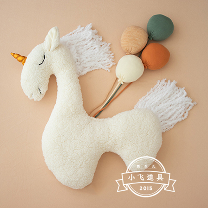 Keepsakes Dvotinst born Baby Pography PropsCreative Posing Props Furry Cute Alpaca White Horse Studio Shoots Accessories Po Props 230204
Keepsakes Dvotinst born Baby Pography PropsCreative Posing Props Furry Cute Alpaca White Horse Studio Shoots Accessories Po Props 230204