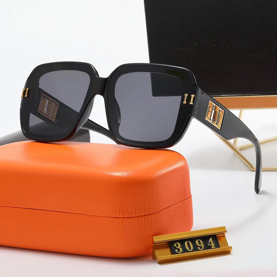 Side Letters Polarized Designer Sunglasses Womens Men Luxury Full Frame Sun Glasses Traveling Accessories
Side Letters Polarized Designer Sunglasses Womens Men Luxury Full Frame Sun Glasses Traveling Accessories