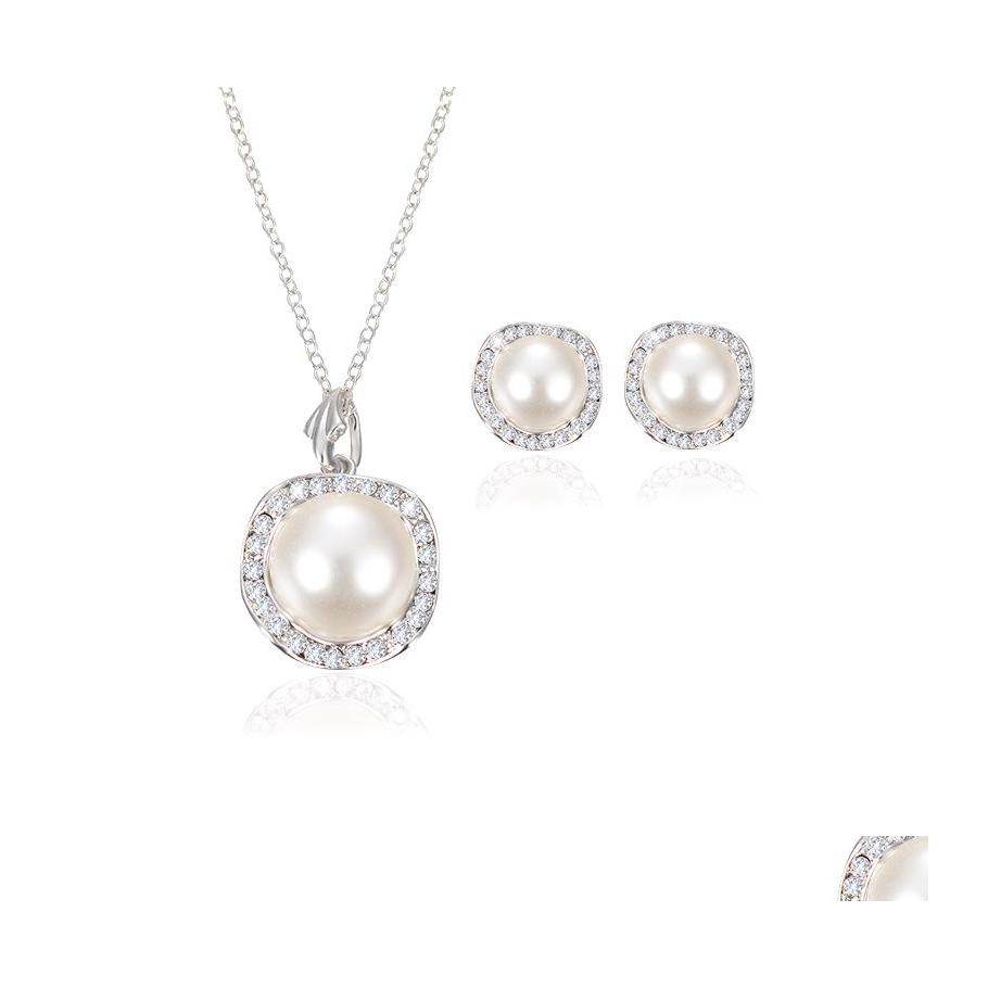 Earrings Necklace Women Wedding Pearl Pendant Stud Set For Ladies Crystal Faux Fake Jewelry Bride Bridesmaid Engagement Gift Drop Otuv8, White pearl
Earrings Necklace Women Wedding Pearl Pendant Stud Set For Ladies Crystal Faux Fake Jewelry Bride Bridesmaid Engagement Gift Drop Otuv8, White pearl