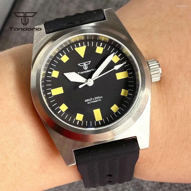 Wristwatches Tandorio Automatic NH35A Black Dial Luminous Brushed 20Bar Men's Wristwatch Sapphire Glass Rubber Strap Yellow Marks Screw, Sterile dial
Wristwatches Tandorio Automatic NH35A Black Dial Luminous Brushed 20Bar Men's Wristwatch Sapphire Glass Rubber Strap Yellow Marks Screw, Sterile dial