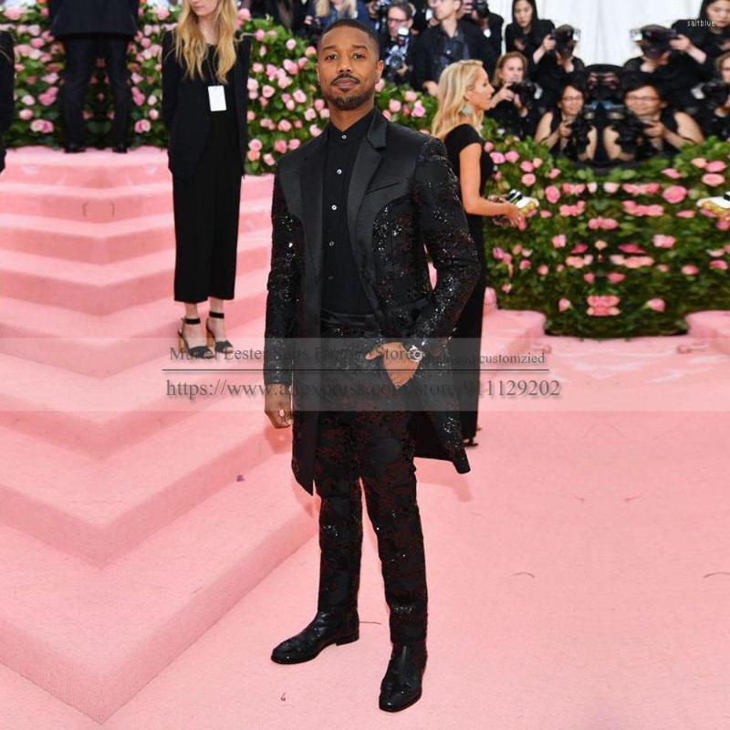 Men's Suits Tuxedos Black Shinny Appliques Formal Mens For Wedding Groom Custom Made 2 Piece Set Blazers&Pants Groomsman Terno 2023
Men's Suits Tuxedos Black Shinny Appliques Formal Mens For Wedding Groom Custom Made 2 Piece Set Blazers&Pants Groomsman Terno 2023
