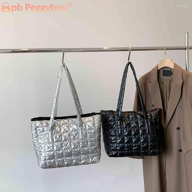 Evening Bags Fashion Women Shoulder Large Capacity Cotton Padded Handbags Solid Color Top-handle Totes Casual Simple For Female, Gold style two
Evening Bags Fashion Women Shoulder Large Capacity Cotton Padded Handbags Solid Color Top-handle Totes Casual Simple For Female, Gold style two