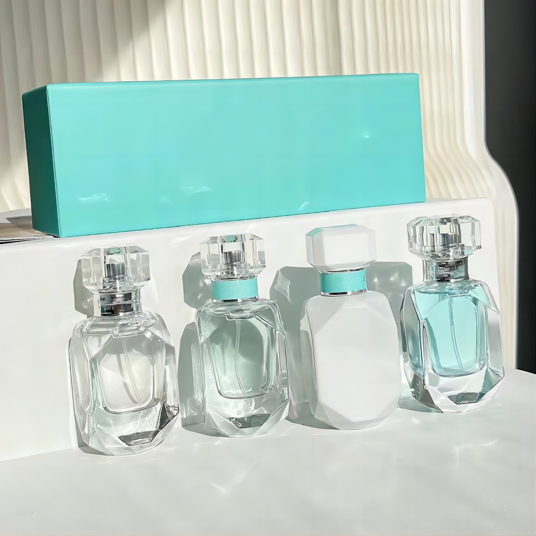 Men and women perfume glass bottle spray diamond intense version women perfume EDP 75ml
Men and women perfume glass bottle spray diamond intense version women perfume EDP 75ml