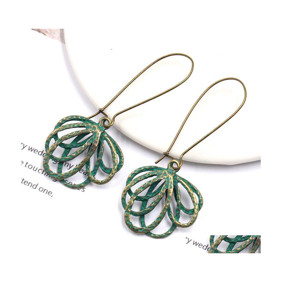 Dangle Chandelier Bohemian Fashion Jewelry Womens Vintage Earrings Hollow Out Flower Dangl Drop Delivery Dhfpx
Dangle Chandelier Bohemian Fashion Jewelry Womens Vintage Earrings Hollow Out Flower Dangl Drop Delivery Dhfpx
