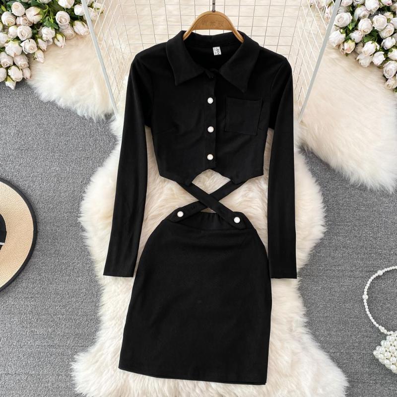 Work Dresses Fashion Women Fake Two Pieces Clothes Black Turn Down Collar Single Breasted Hollow Out Slim Mini Skirt Casual Female Outerwear
Work Dresses Fashion Women Fake Two Pieces Clothes Black Turn Down Collar Single Breasted Hollow Out Slim Mini Skirt Casual Female Outerwear