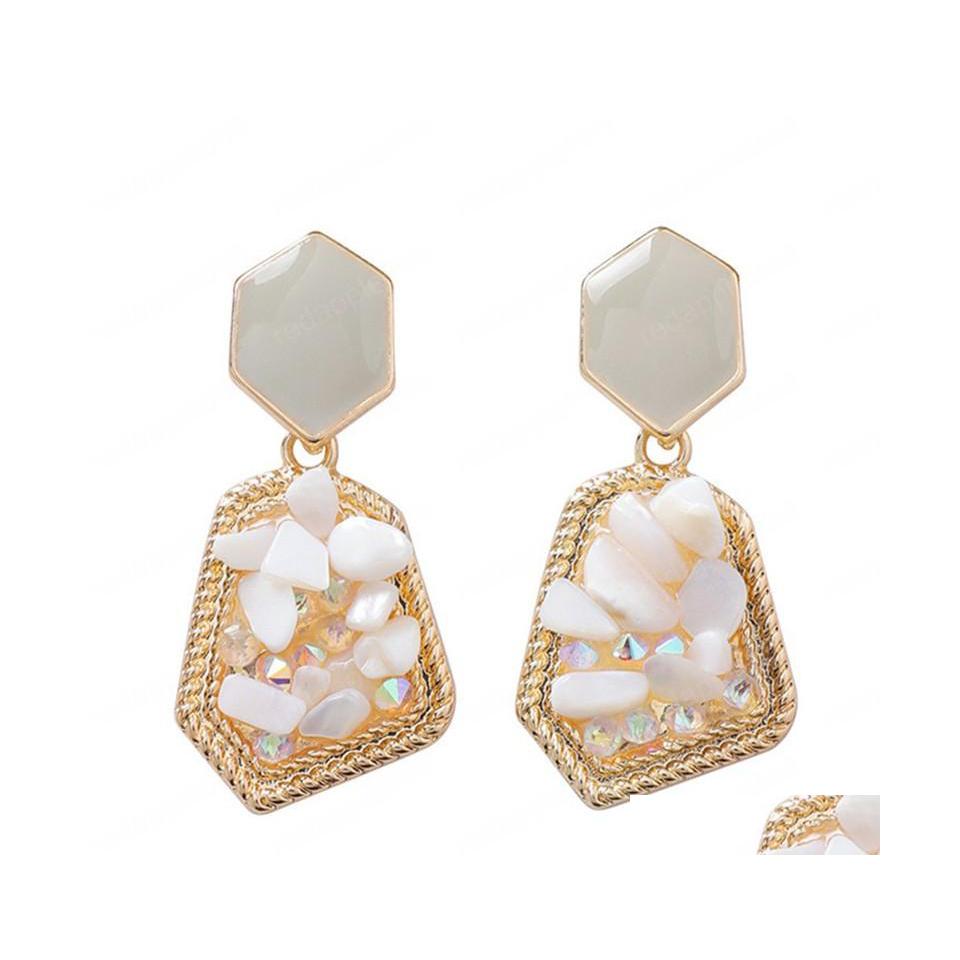 Dangle Chandelier Vintage Precious Stones Earring French Style Getometric Pendant Drop Oil Metal Earrings Delivery Jewelry Dhe6K
Dangle Chandelier Vintage Precious Stones Earring French Style Getometric Pendant Drop Oil Metal Earrings Delivery Jewelry Dhe6K