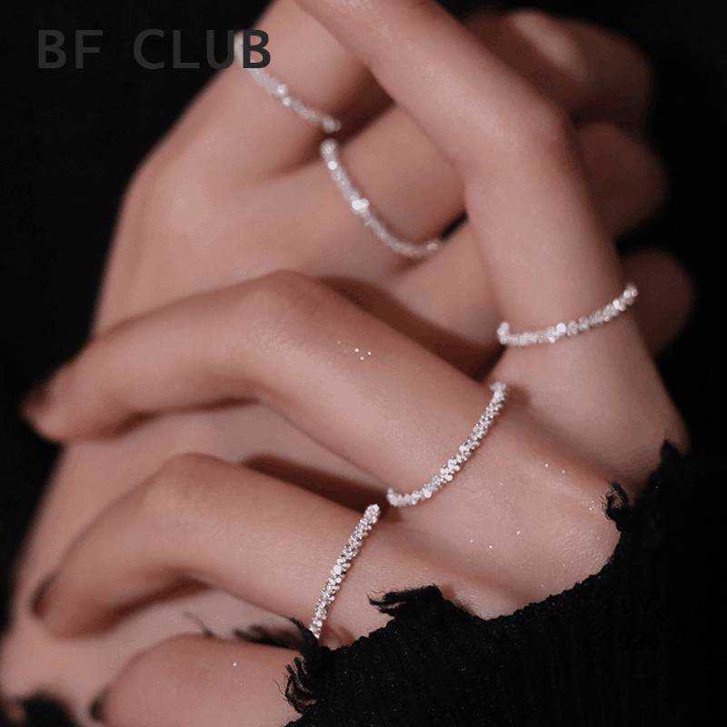Cluster Rings New Arrived 925 Sterling Silver Sparkling Ring Simple Style Versatile Decorative Compact Index Finger Ring Women Fashion Jewelry G230202
Cluster Rings New Arrived 925 Sterling Silver Sparkling Ring Simple Style Versatile Decorative Compact Index Finger Ring Women Fashion Jewelry G230202
