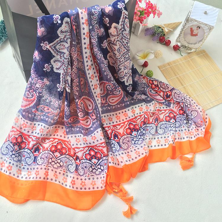 Scarves 2023 Arrival Bohemian Style Print Tassel Scarf Beautiful Floral Cashew Muslim Wrap Shawls Hijab
Scarves 2023 Arrival Bohemian Style Print Tassel Scarf Beautiful Floral Cashew Muslim Wrap Shawls Hijab