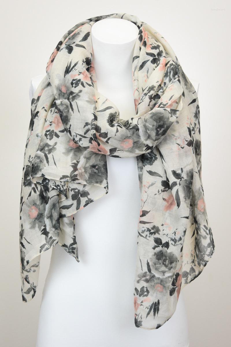 Scarves 2023 Sunflower Print Scarf Women Ombre Floral Wrap Shawl High Quality Wholesale
Scarves 2023 Sunflower Print Scarf Women Ombre Floral Wrap Shawl High Quality Wholesale