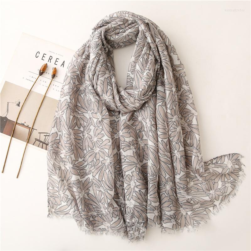 

Scarves Fashion Women Spain Luxury Viscose Scarf Light Grey Aztec Floral Fringe Shawls And Wraps Foulard Echarpe Muslim Hijab 180 90Cm