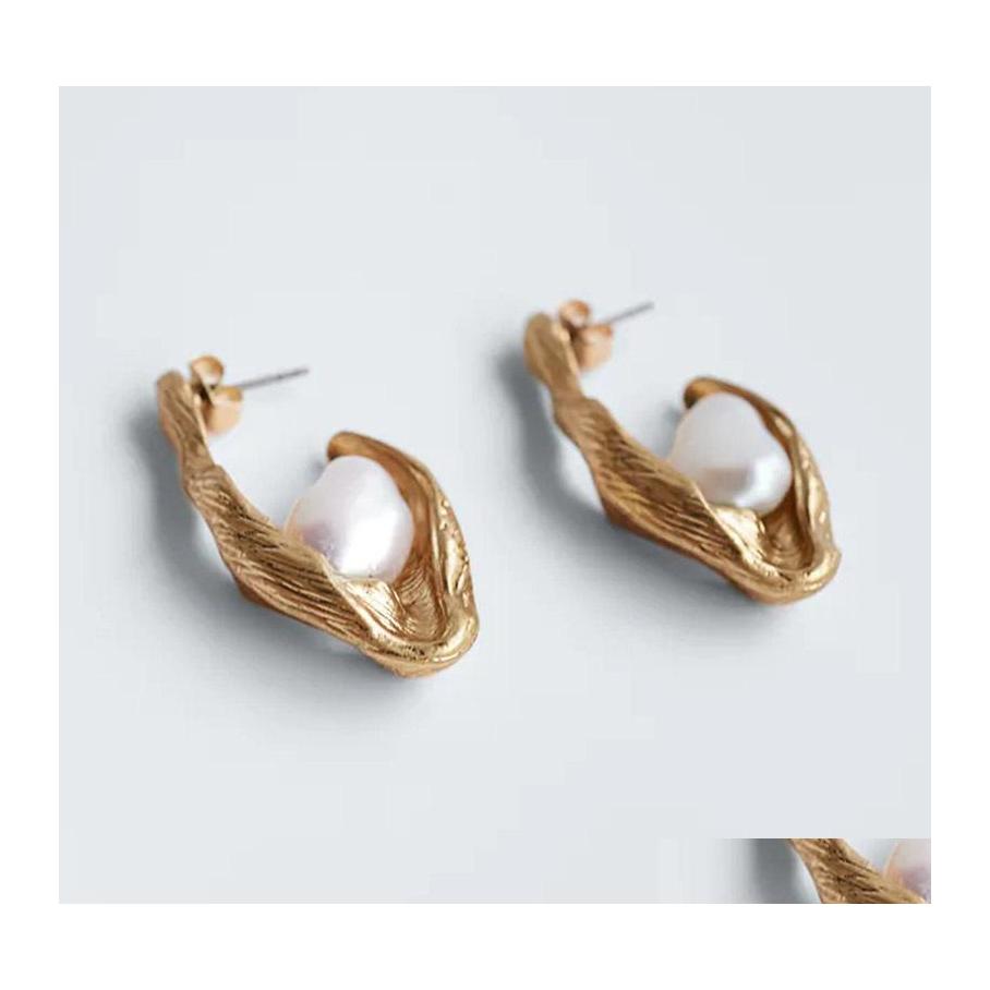 Stud Fashion Jewelry Geometric Pearl C Shape Metal Earrings Irregar Drop Delivery Dhz9M
Stud Fashion Jewelry Geometric Pearl C Shape Metal Earrings Irregar Drop Delivery Dhz9M