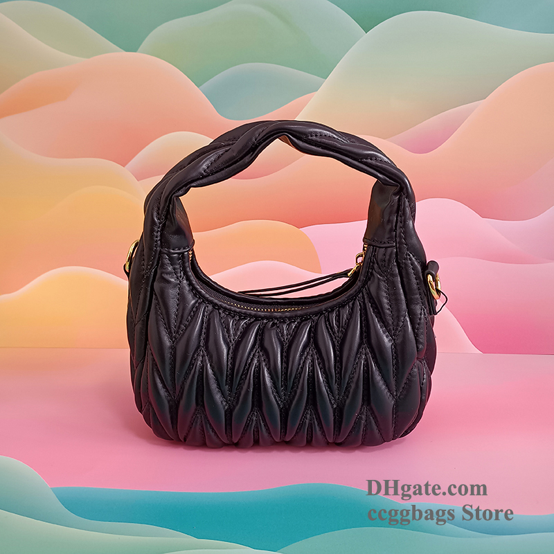 bag Designer miu Bags Miu Handbags Tote Hobo Crossbody Shoulder Bag For Women Genuine Leather Luxury Fashion Ladies Wallet Purses White Black Pink O07Y
bag Designer miu Bags Miu Handbags Tote Hobo Crossbody Shoulder Bag For Women Genuine Leather Luxury Fashion Ladies Wallet Purses White Black Pink O07Y