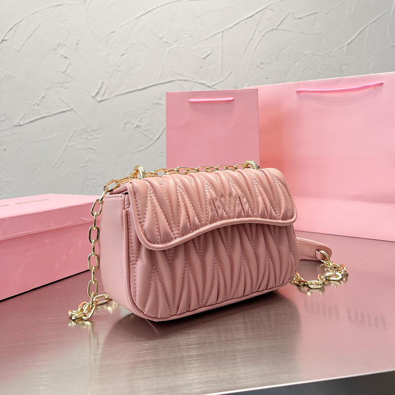 Designer miu bag Bags Miu Crossbody Shoulder Bag For Women Genuine Leather Chain Flap Luxury Fashion Ladies Wallet Purses White Pink X3J7
Designer miu bag Bags Miu Crossbody Shoulder Bag For Women Genuine Leather Chain Flap Luxury Fashion Ladies Wallet Purses White Pink X3J7