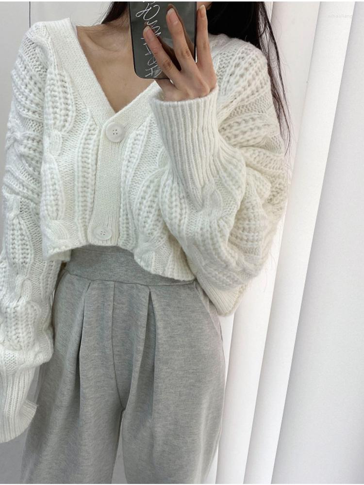 Women's Knits 2023 Autumn Women Solid Color Short Sweater V-neck Loose Long Sleeve Knit Cardigan Outer French Vintage Female Knitwear, Black
Women's Knits 2023 Autumn Women Solid Color Short Sweater V-neck Loose Long Sleeve Knit Cardigan Outer French Vintage Female Knitwear, Black