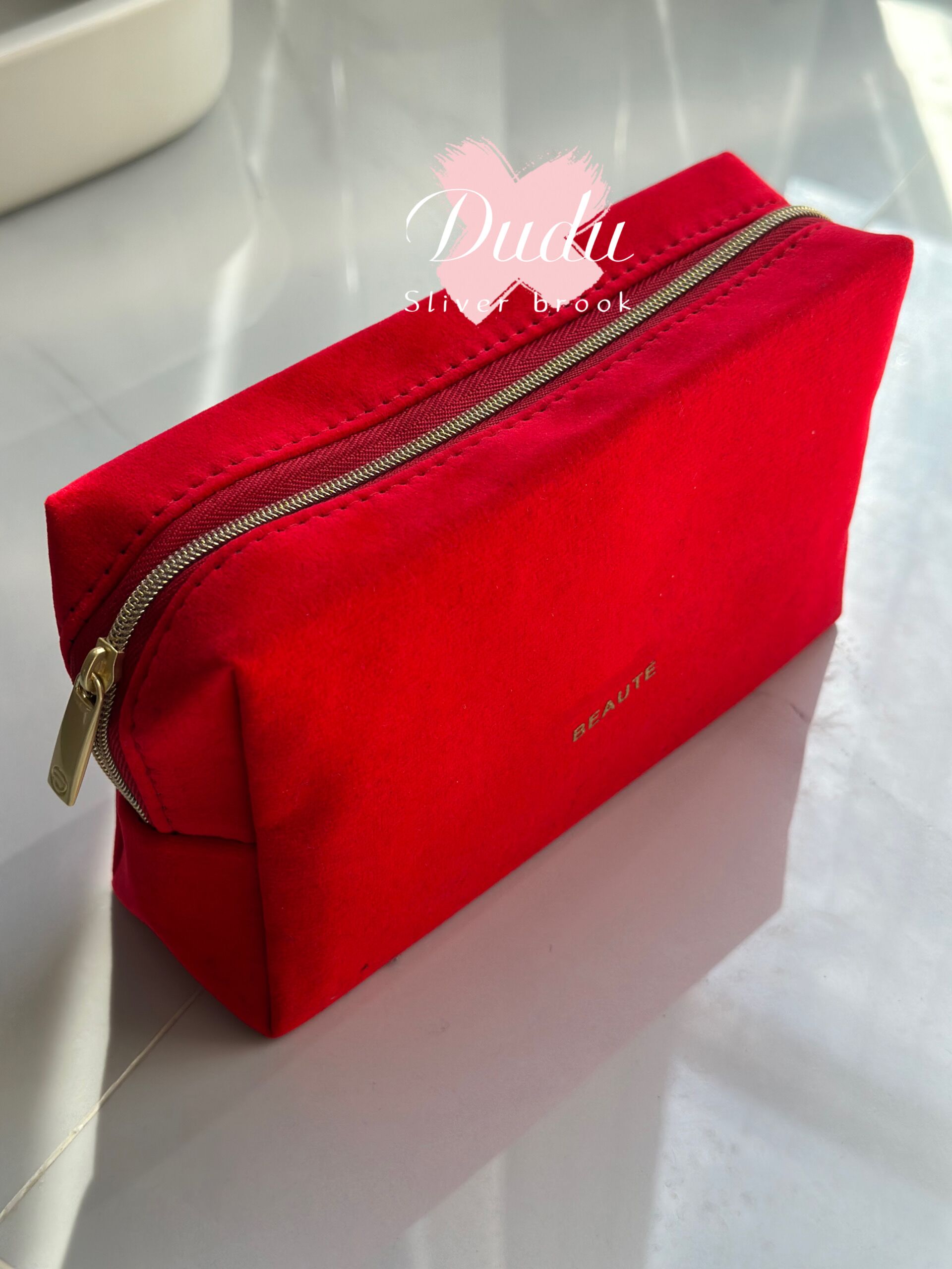 Pencil Bags velvet makeup case stationery organizer cosmetics printed storage bag black and red
Pencil Bags velvet makeup case stationery organizer cosmetics printed storage bag black and red