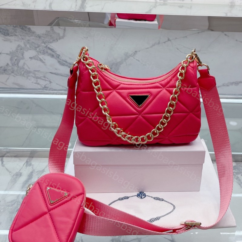 Luxury Designer Handbag Lambskin Leather Messenger Bag Classic Three-piece Suit Ladies Underarm Shoulder Wallet fashion retro star with Mini Pouches 11723, 3in1 pink
Luxury Designer Handbag Lambskin Leather Messenger Bag Classic Three-piece Suit Ladies Underarm Shoulder Wallet fashion retro star with Mini Pouches 11723, 3in1 pink