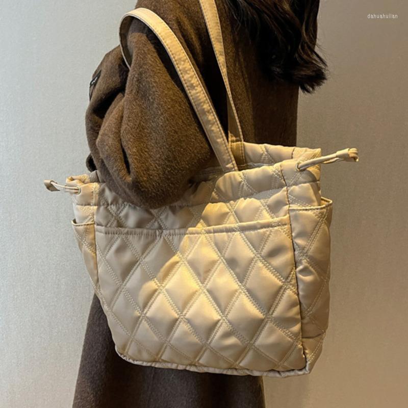 Evening Bags Large Capacity Women's Handbag Tote Bag Student Class Autumn And Winter Nylon Shoulder Female Party Shopping, Black
Evening Bags Large Capacity Women's Handbag Tote Bag Student Class Autumn And Winter Nylon Shoulder Female Party Shopping, Black