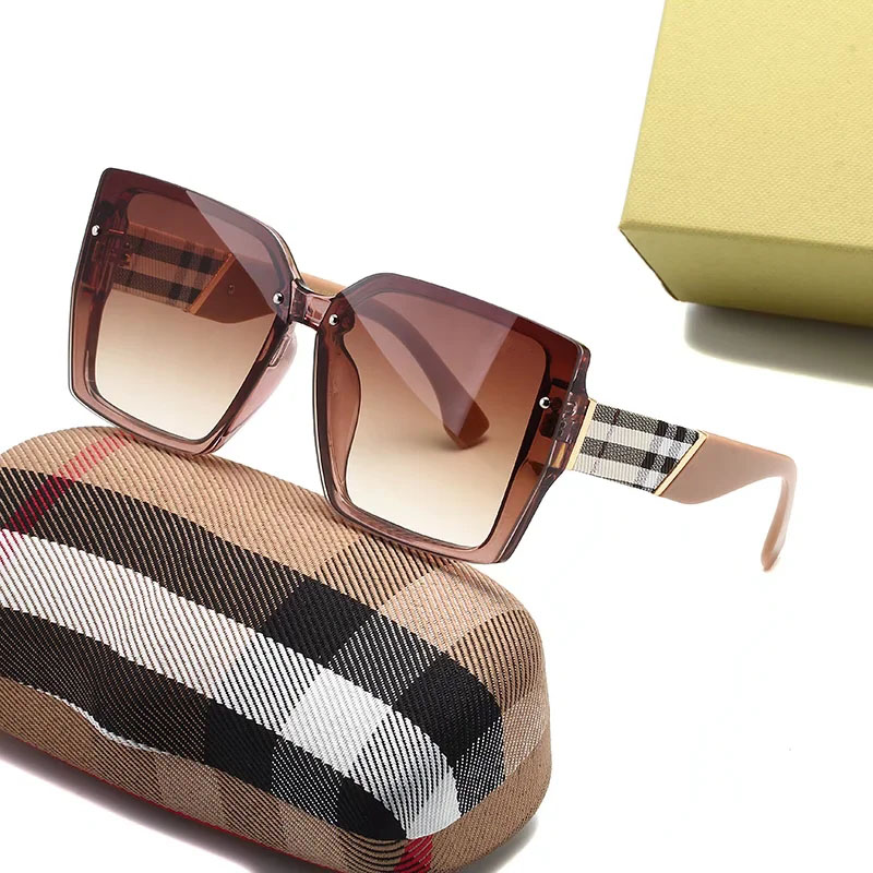Classic metal style designer 2602 sunglasses for men and women with decorative lines for large rimmed glasses
Classic metal style designer 2602 sunglasses for men and women with decorative lines for large rimmed glasses