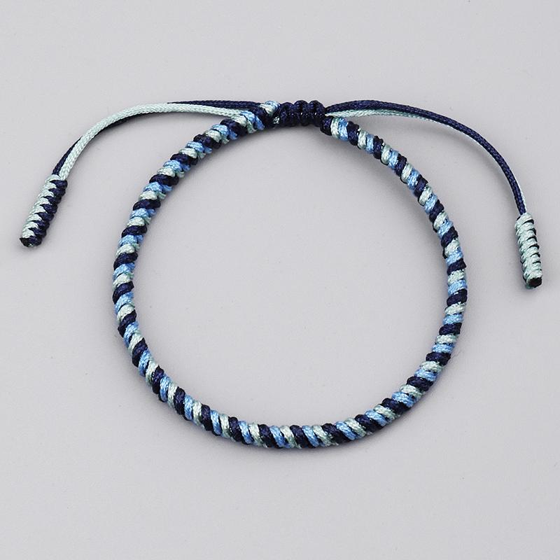 2023 Charm Bracelets Lucky Rope Bracelet Women Tibetan Buddhist Hand Braided Knots Mala UnisexCharm no box
2023 Charm Bracelets Lucky Rope Bracelet Women Tibetan Buddhist Hand Braided Knots Mala UnisexCharm no box