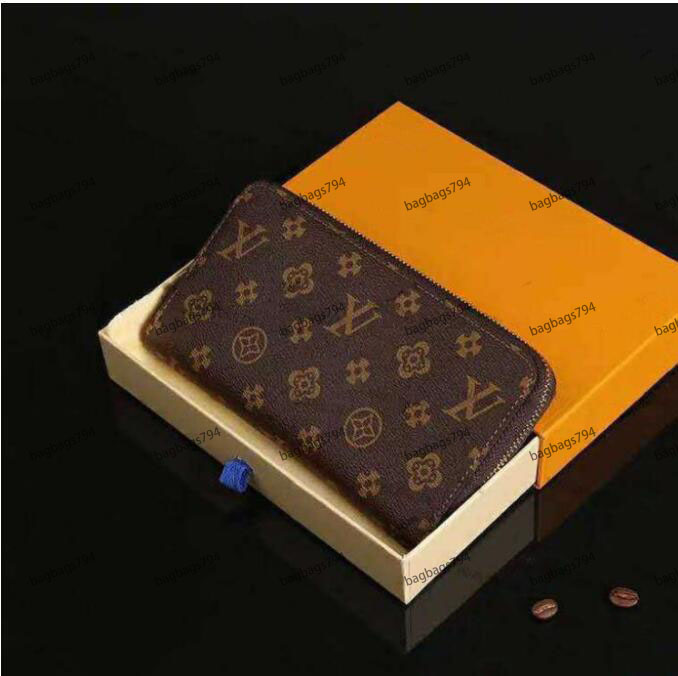 2023 Designers ZIPPY WALLET High Quality Soft Leather Mens Womens Iconic textured Fashion Long Zipper Wallets Coin Purse Card Case Holder Wih Box Dust bag 6 colour, This is not for sale.
2023 Designers ZIPPY WALLET High Quality Soft Leather Mens Womens Iconic textured Fashion Long Zipper Wallets Coin Purse Card Case Holder Wih Box Dust bag 6 colour, This is not for sale.