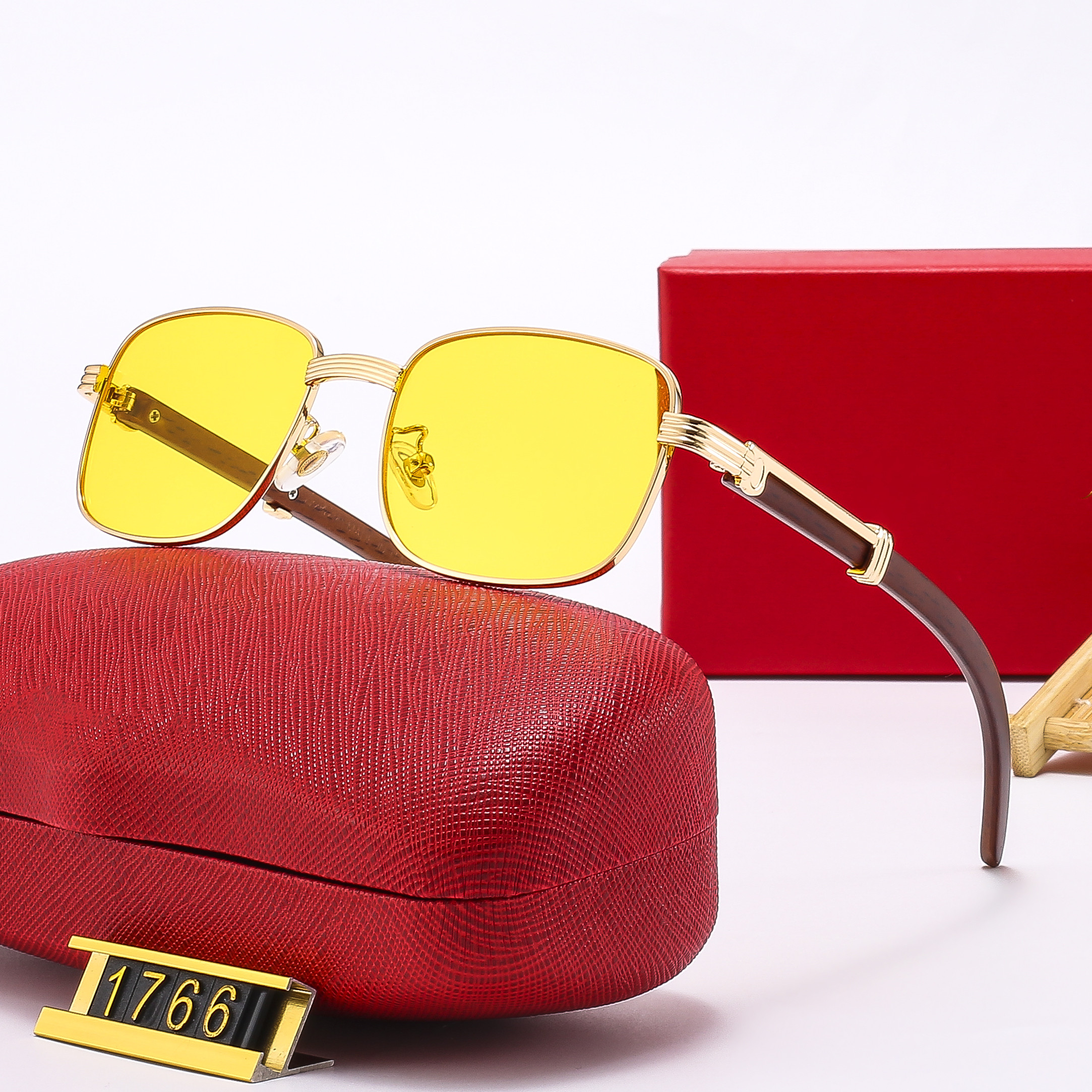 2023 men sunglasses designer brand fashionwomen anti-UV polarized lenses driving travel beach island fashion street shooting sun glass eyewear
2023 men sunglasses designer brand fashionwomen anti-UV polarized lenses driving travel beach island fashion street shooting sun glass eyewear
