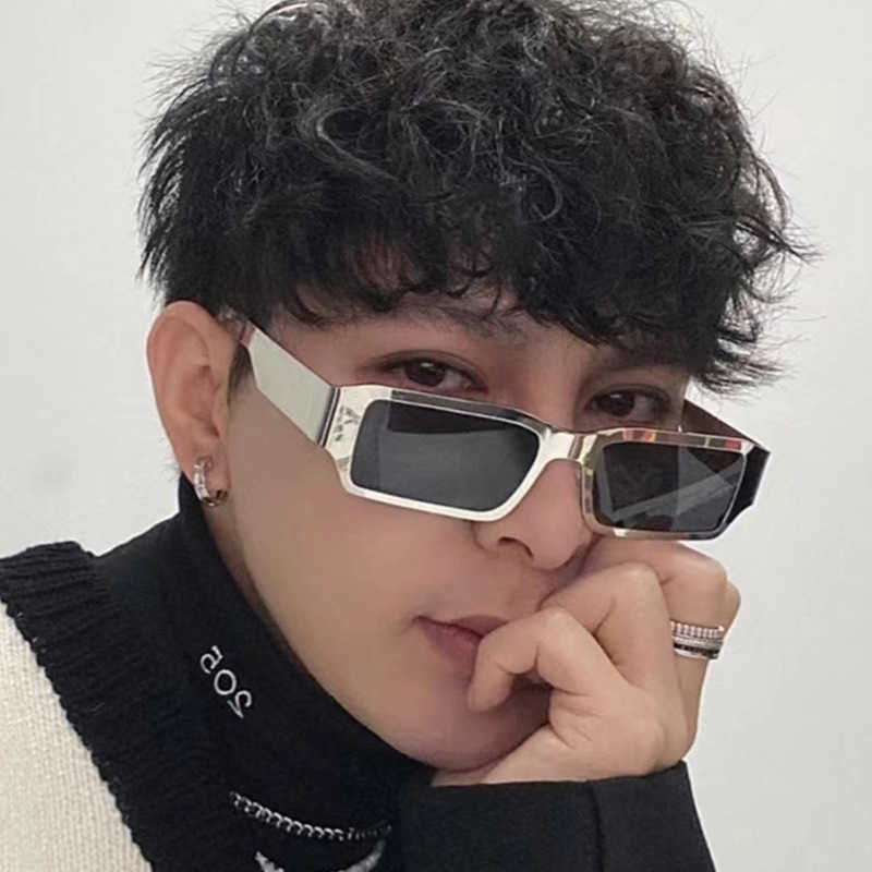 Sunglasses 2021 new steel frame fashion Luxury brand design men's Sunglasses European and American trend Street Photo women's Sunglasse G230131
Sunglasses 2021 new steel frame fashion Luxury brand design men's Sunglasses European and American trend Street Photo women's Sunglasse G230131