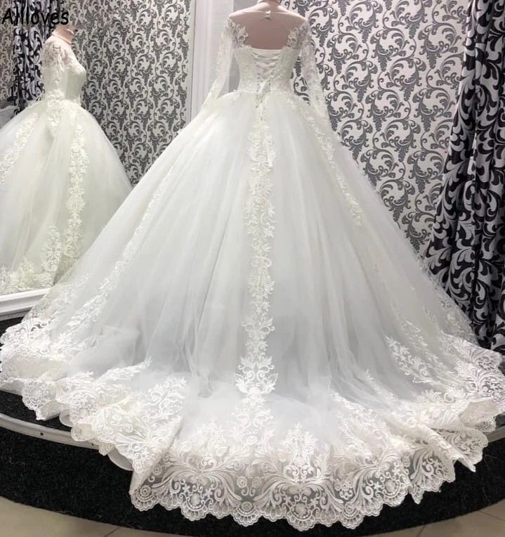 Gorgeous Long Sleeves Wedding Dresses Bridal Gown Lace Applique Ruched Pleats Sweep Train Corset Back Beach Country Custom Plus Size Vestido De Novia