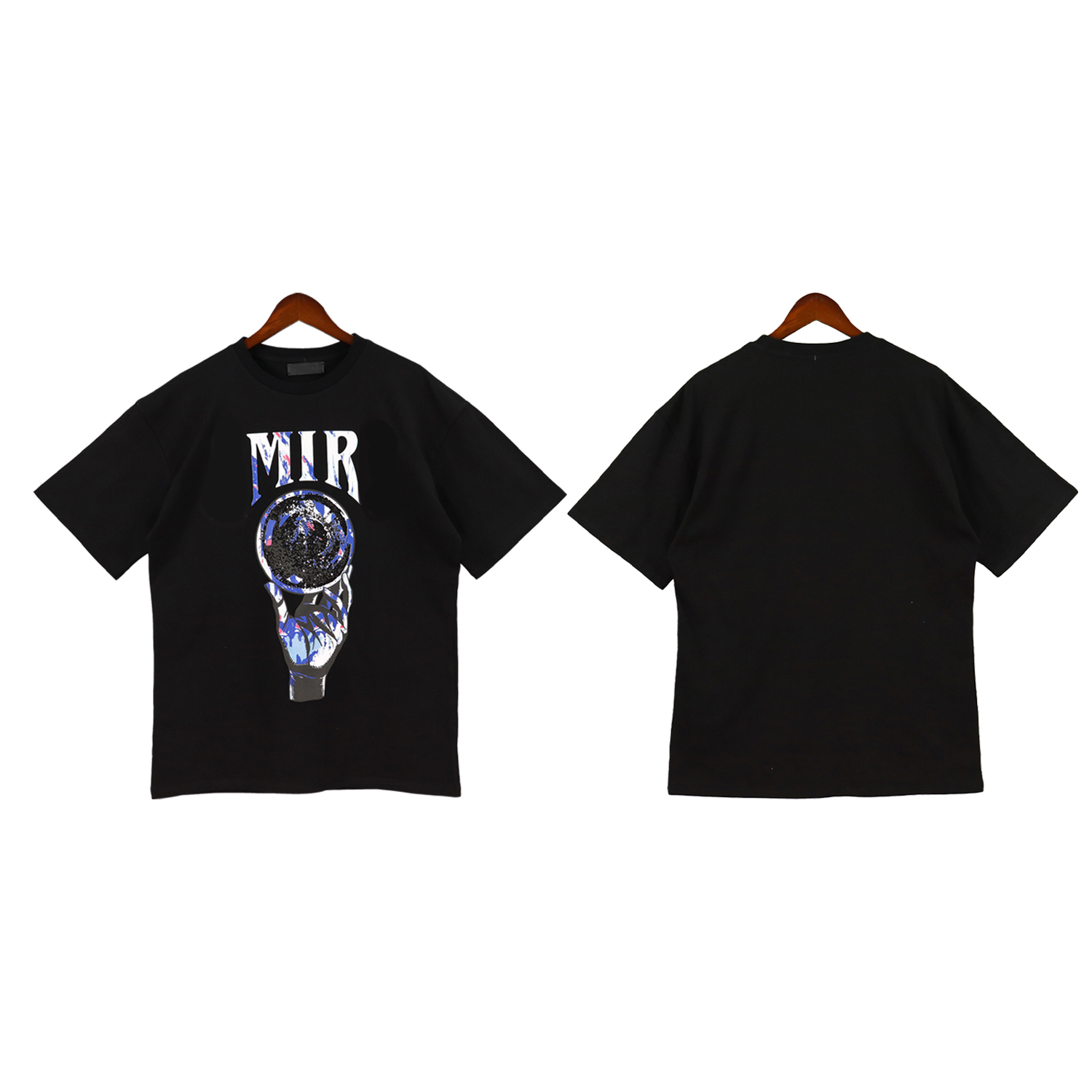 Mens Womens Designer T shirts Printed Fashion man T-shirt Top Quality Cotton Casual Tees Short Sleeve Luxury Hip Hop Streetwear TShirts new designer
Mens Womens Designer T shirts Printed Fashion man T-shirt Top Quality Cotton Casual Tees Short Sleeve Luxury Hip Hop Streetwear TShirts new designer