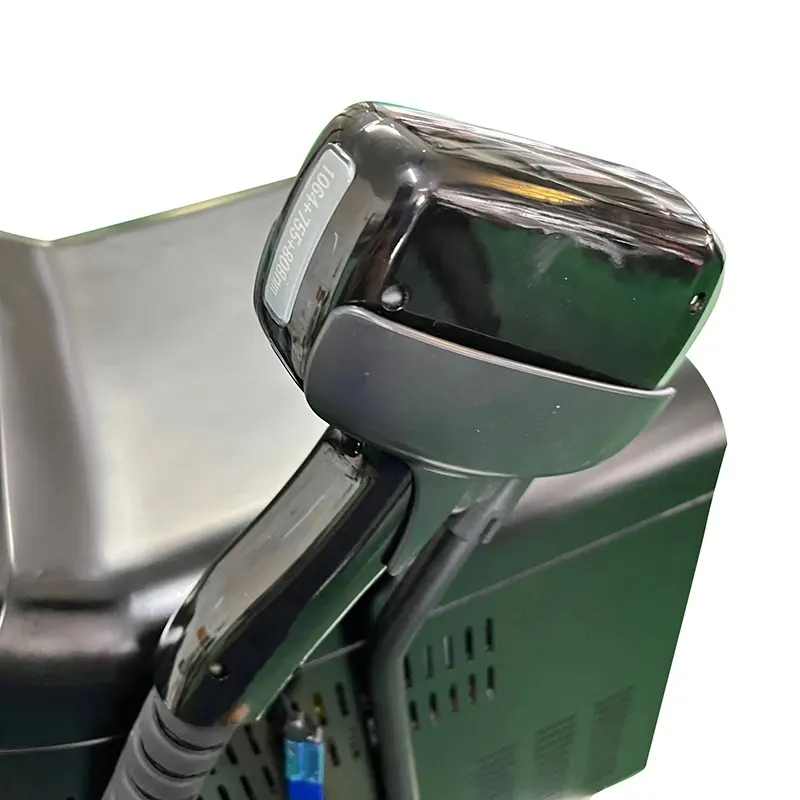 Professional 808 diode laser hair removal machine 3 wavelength 755 1064 808nm Underarms Bikini Line with CE