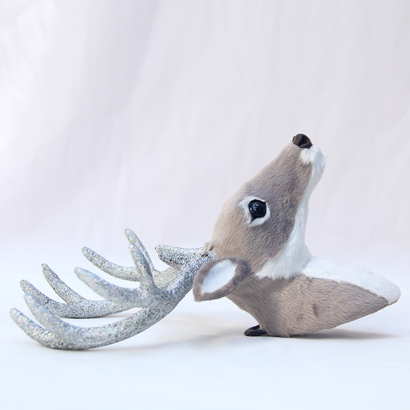 Wall Decor Simulation Plush Reindeer Elk Deer Head Doll Realistic Deer Antlers Head Wall Mount Sculpture for Home Party Xmas Decor 230206