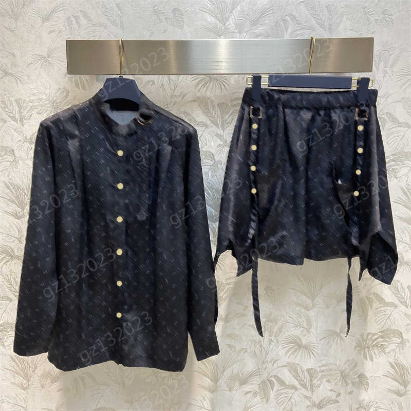 Designer Two Piece Dress Classic Brand Logo Jacquard Stand Collar Long Sleeve Shirt Match Elastic Waist Irregular Hemline Skirts Black Two Piece Dresses Set
Designer Two Piece Dress Classic Brand Logo Jacquard Stand Collar Long Sleeve Shirt Match Elastic Waist Irregular Hemline Skirts Black Two Piece Dresses Set