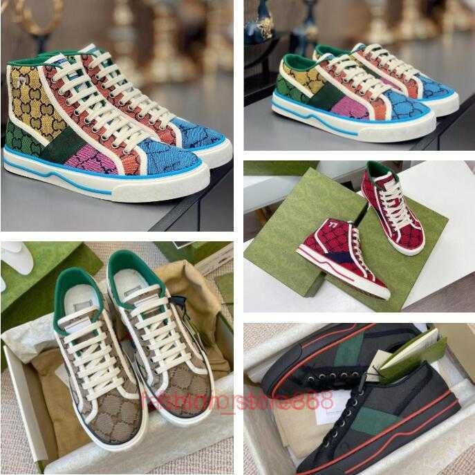 Tennis 1977 Canvas Casual Shoes Luxurys Designers Womens Shoe Italy Green And Red Web Stripe Rubber Sole Stretch Cotton Low Top Mens Sneakers, 40
Tennis 1977 Canvas Casual Shoes Luxurys Designers Womens Shoe Italy Green And Red Web Stripe Rubber Sole Stretch Cotton Low Top Mens Sneakers, 40