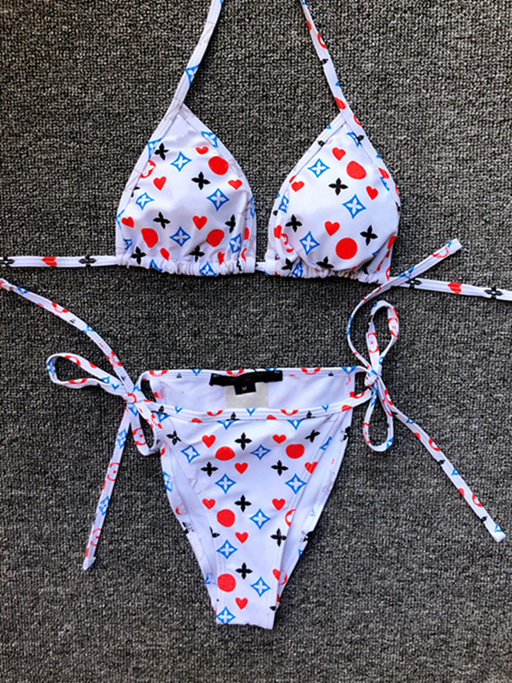 Designer Swimwear Bikini Top 2023 Multi Styles Women Designer Swimsuits Summer Sexy Woman Bikinis Fashion Letters Print Swimwear Lady Bathing Suits Size -XL bb8888
Designer Swimwear Bikini Top 2023 Multi Styles Women Designer Swimsuits Summer Sexy Woman Bikinis Fashion Letters Print Swimwear Lady Bathing Suits Size -XL bb8888
