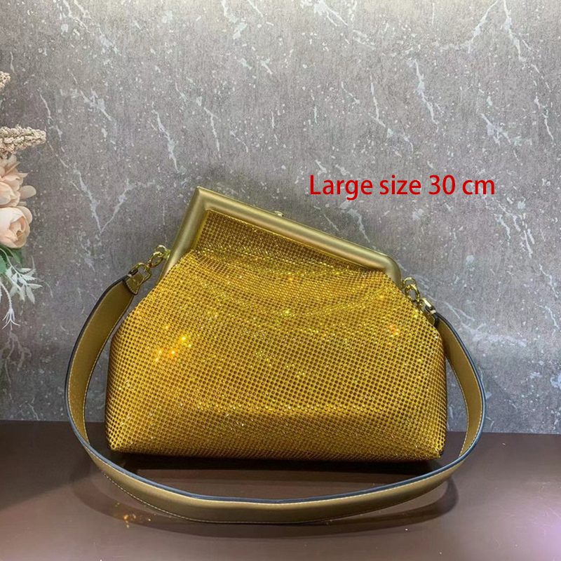 Luxurious rhinestone diamond cloud bag shiny dinner designer hand purse female pearlescent dress bag fashion shoulder messenger bag., Clear
Luxurious rhinestone diamond cloud bag shiny dinner designer hand purse female pearlescent dress bag fashion shoulder messenger bag., Clear