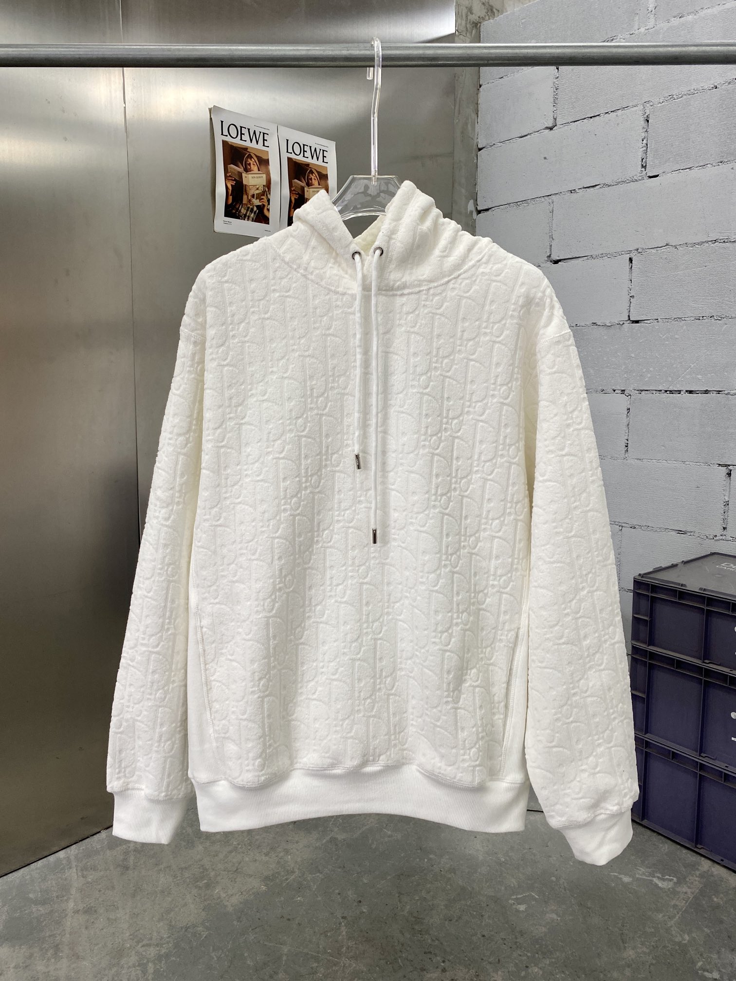 2023 new designer hoodies fashions European and US size version of the luxury brand mens hoodies, White
2023 new designer hoodies fashions European and US size version of the luxury brand mens hoodies, White