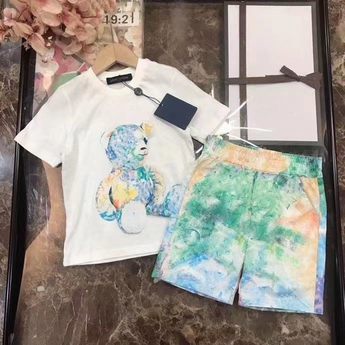 Luxury designer Clothing Sets kids T shirt Green letter bear camel monogrammed shortst fashion British fashion brand summer childrens treasures cotton two piece