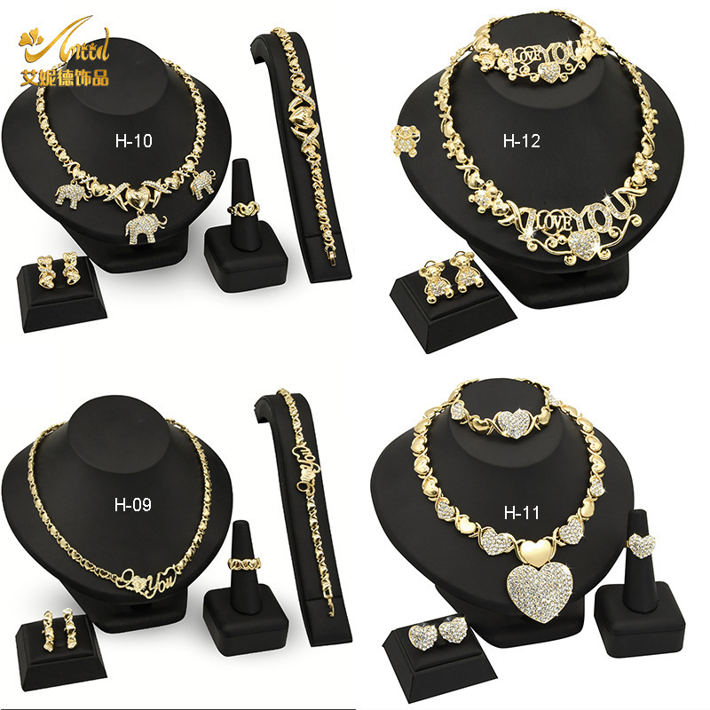 Hip hop jewelry set for women necklace set wedding jewelry sets earrings xoxo necklace bracelets gifts 201222
Hip hop jewelry set for women necklace set wedding jewelry sets earrings xoxo necklace bracelets gifts 201222